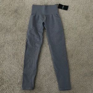 Womens NVGTN leggings